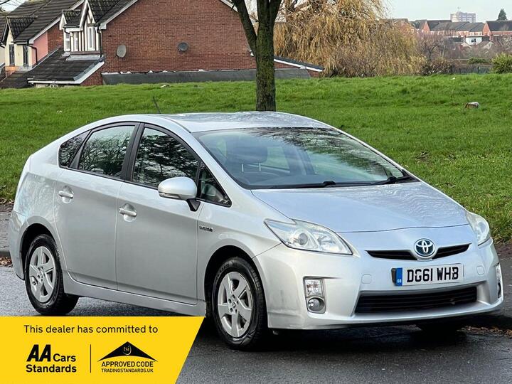 Toyota Prius 1.8 VVT-h T3 CVT Euro 5 (s/s) 5dr