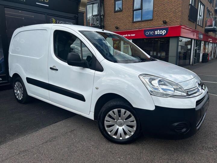 Citroen BERLINGO 1.6 HDi 625 LX Panel Van 5dr Diesel Manual L1 (Euro 5) (135 G/km, 75 Bhp) Citroen BERLINGO 1.6 HDi 625 LX Panel Van 5dr Diesel Manual L1 (Euro 5) (135 G/km, 75 Bhp)