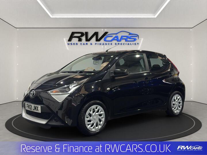 Toyota AYGO 1.0 VVT-i X-play Euro 6 (s/s) 5dr