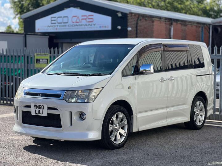 Mitsubishi DELICA Roadest