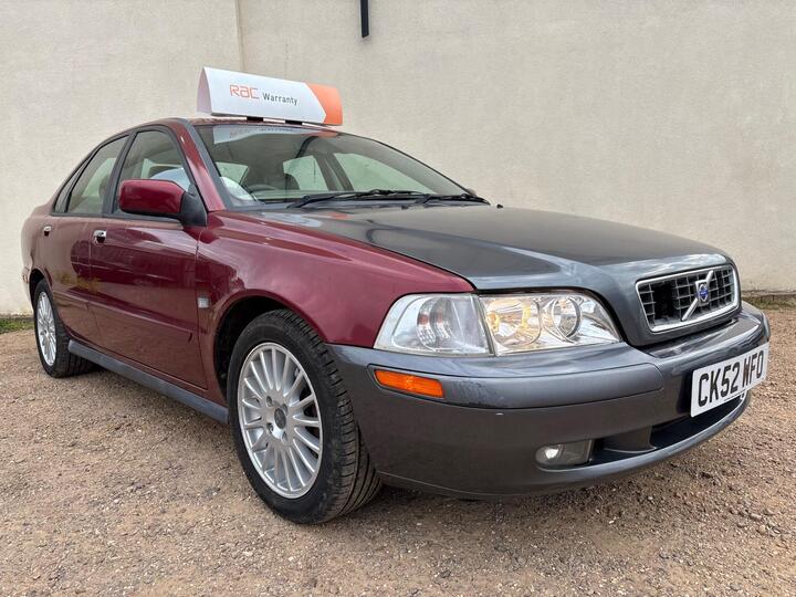 Volvo S40 2.0 SE 4dr