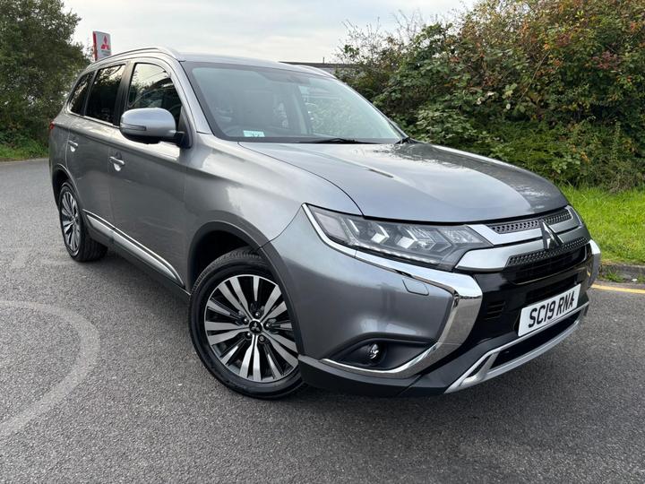 Mitsubishi Outlander 2.0 MIVEC Exceed CVT 4WD Euro 6 (s/s) 5dr