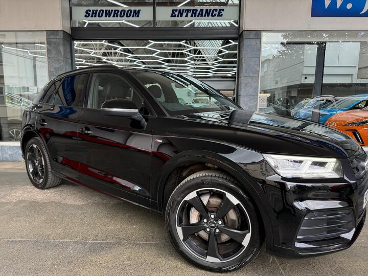 Audi Q5 2.0 TFSIe 50 Black Edition S Tronic Quattro Euro 6 (s/s) 5dr 14.1kWh