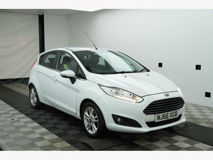 Ford Fiesta 1.25 Zetec Euro 6 5dr