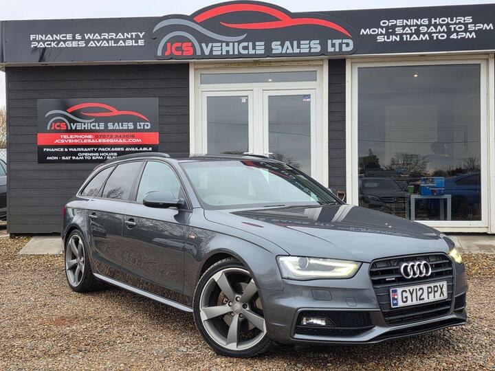 Audi A4 Avant 3.0 TDI V6 Black Edition S Tronic Quattro Euro 5 (s/s) 5dr Audi A4 Avant 3.0 TDI V6 Black Edition S Tronic Quattro Euro 5 (s/s) 5dr