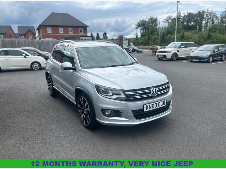 Volkswagen TIGUAN 2.0 TDI BlueMotion Tech R-Line 4WD Euro 5 (s/s) 5dr Volkswagen TIGUAN 2.0 TDI BlueMotion Tech R-Line 4WD Euro 5 (s/s) 5dr