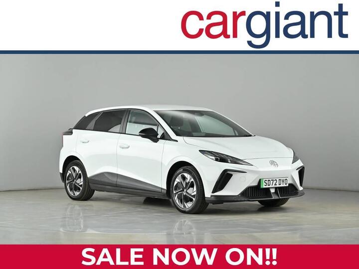 MG MG4 64kWh SE Long Range Auto 5dr