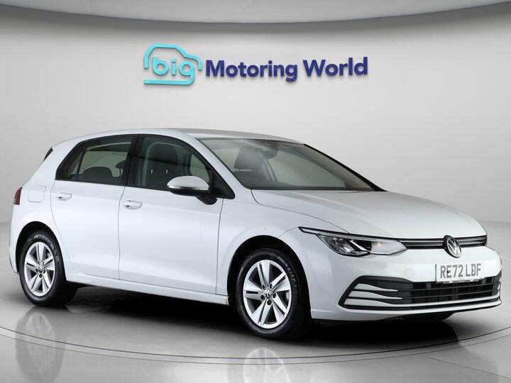 Volkswagen Golf 1.5 TSI Life Euro 6 (s/s) 5dr Volkswagen Golf 1.5 TSI Life Euro 6 (s/s) 5dr