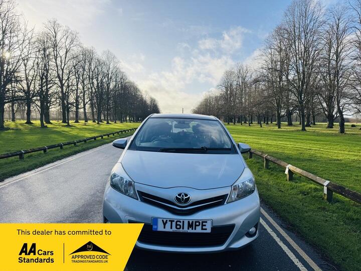 Toyota Yaris 1.33 Dual VVT-i T Spirit Multidrive S Euro 5 5dr