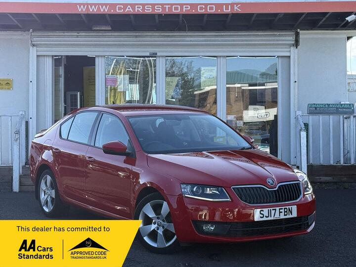 Skoda Octavia 1.6 TDI SE Sport Euro 6 (s/s) 5dr Skoda Octavia 1.6 TDI SE Sport Euro 6 (s/s) 5dr