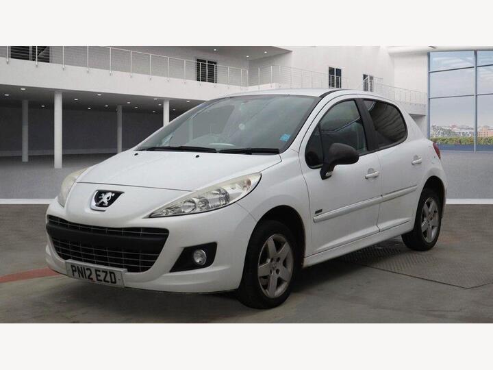 Peugeot 207 1.4 VTi Sportium Euro 5 5dr Peugeot 207 1.4 VTi Sportium Euro 5 5dr
