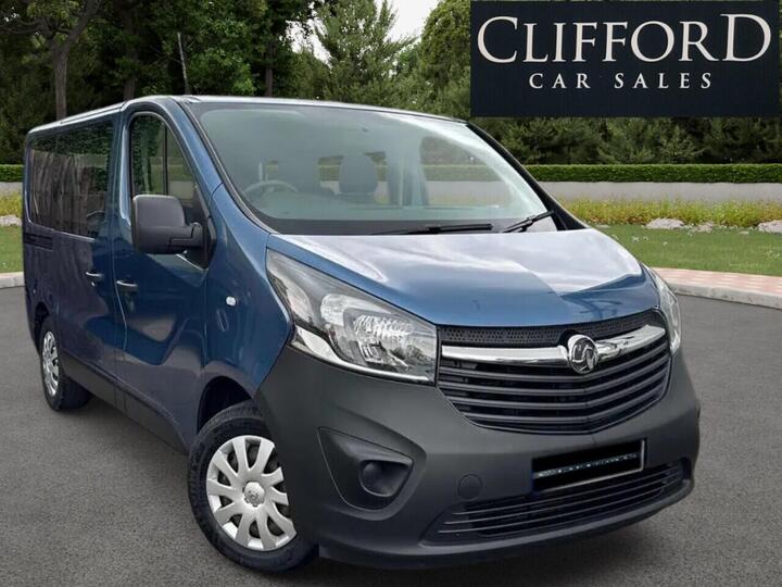 Vauxhall VIVARO 1 OWNER Vauxhall VIVARO 1 OWNER