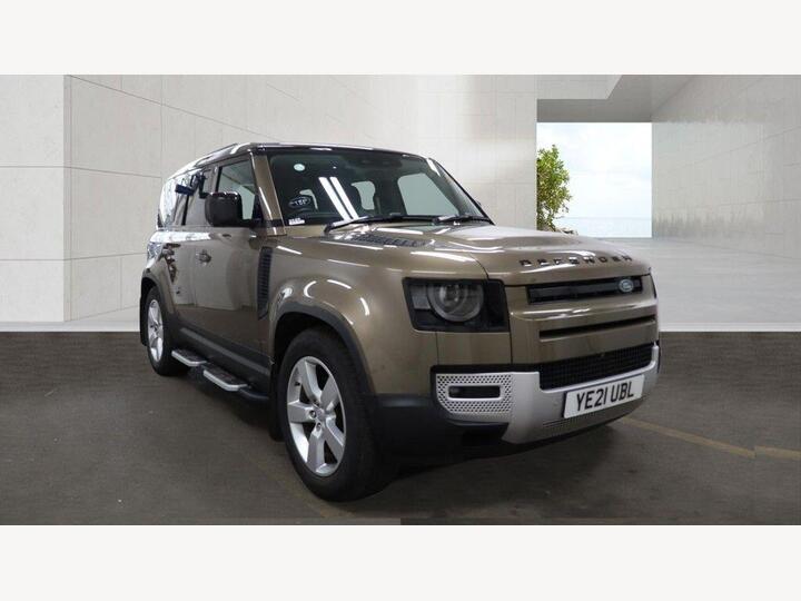 Land Rover DEFENDER 2.0 SD4 First Edition Auto 4WD Euro 6 (s/s) 5dr Land Rover DEFENDER 2.0 SD4 First Edition Auto 4WD Euro 6 (s/s) 5dr