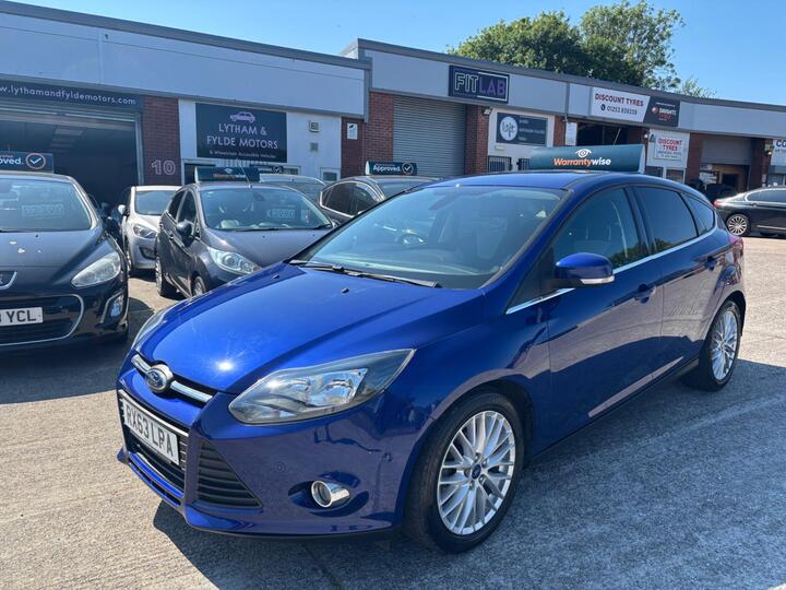 Ford Focus 1.0T EcoBoost Zetec Euro 5 (s/s) 5dr