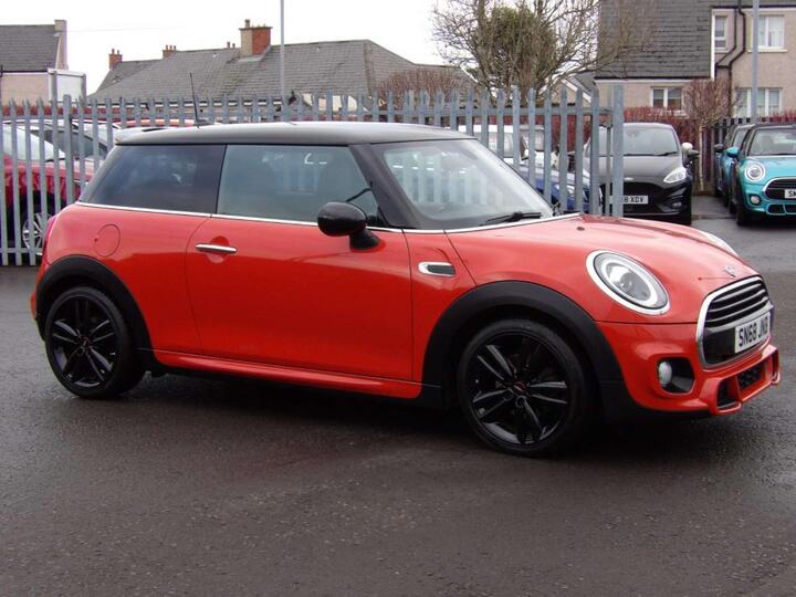 MINI Hatch 1.5 Cooper Sport Steptronic Euro 6 (s/s) 3dr