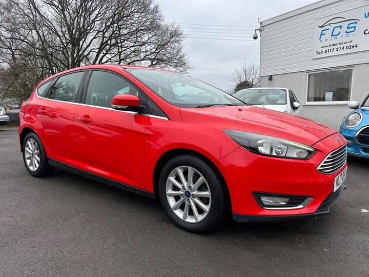 Ford Focus 1.0T EcoBoost Titanium Auto Euro 6 (s/s) 5dr
