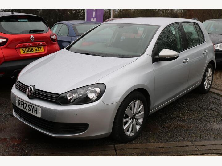 Volkswagen Golf 1.6 TDI BlueMotion Tech Match Euro 5 (s/s) 5dr Volkswagen Golf 1.6 TDI BlueMotion Tech Match Euro 5 (s/s) 5dr