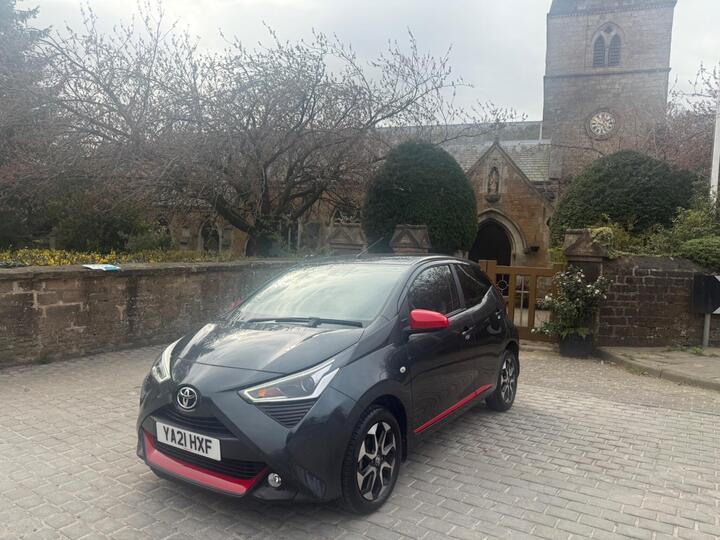 Toyota AYGO 1.0 VVT-i X-trend Euro 6 5dr (Safety Sense)