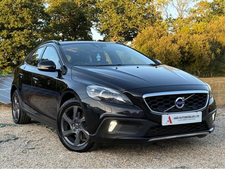 Volvo V40 Cross Country 2.0 D2 Lux Auto Euro 6 (s/s) 5dr