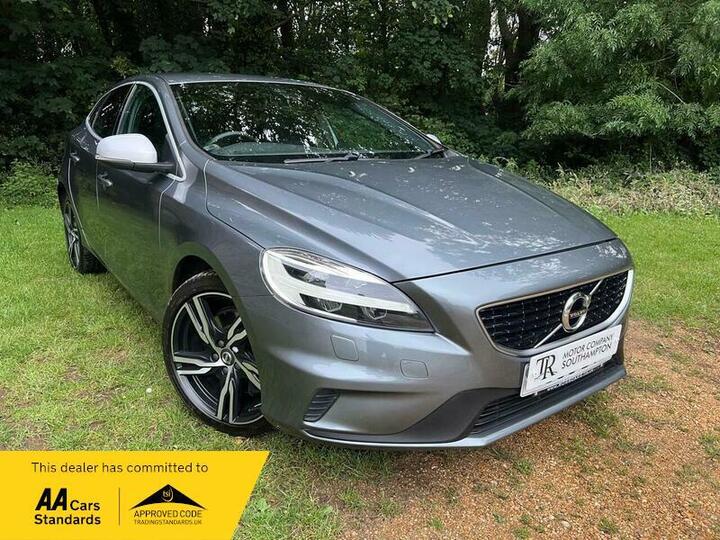 Volvo V40 2.0 D2 R-Design Pro Auto Euro 6 (s/s) 5dr