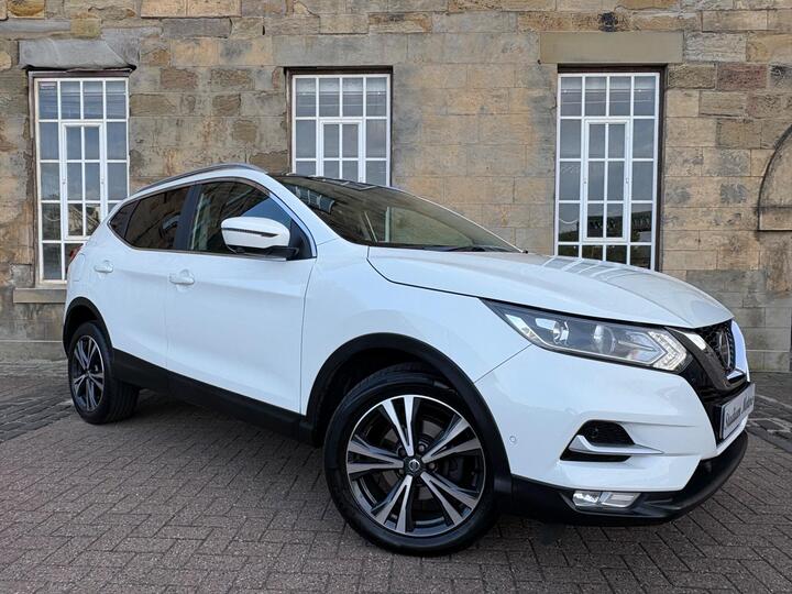 Nissan Qashqai 1.5 DCi N-Connecta Euro 6 (s/s) 5dr