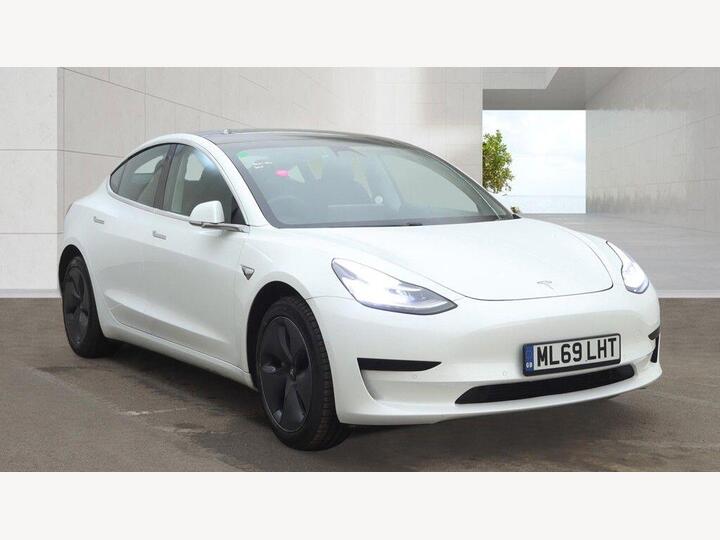 Tesla Model 3 Standard Range Plus Auto RWD 4dr