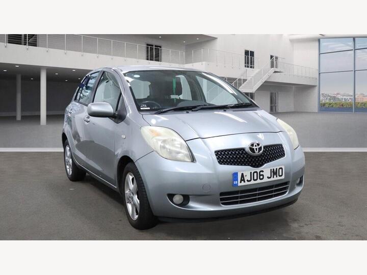 Toyota Yaris 1.3 VVT-i T Spirit 5dr Toyota Yaris 1.3 VVT-i T Spirit 5dr