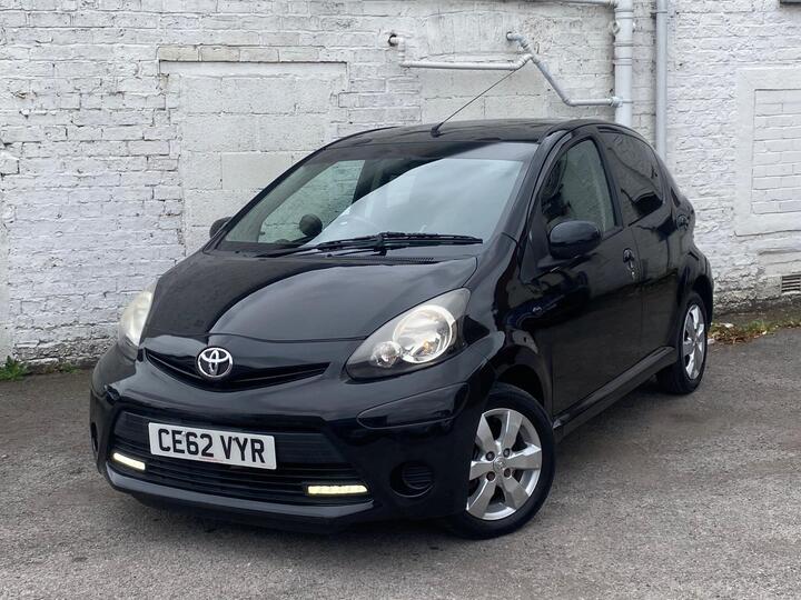 Toyota AYGO 1.0 VVT-i Fire Euro 5 5dr
