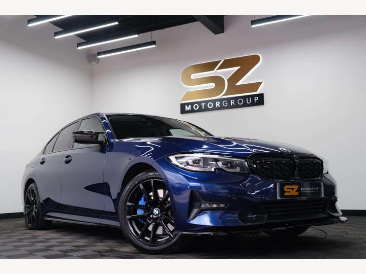 BMW 3 Series 2.0 330e 12kWh Sport Pro Auto Euro 6 (s/s) 4dr BMW 3 Series 2.0 330e 12kWh Sport Pro Auto Euro 6 (s/s) 4dr