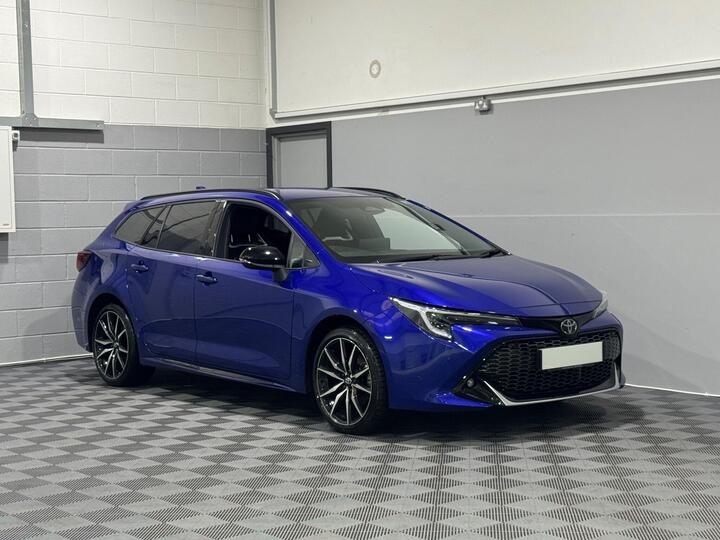 Toyota Corolla 2.0 VVT-h GR SPORT Touring Sports CVT Euro 6 (s/s) 5dr Toyota Corolla 2.0 VVT-h GR SPORT Touring Sports CVT Euro 6 (s/s) 5dr
