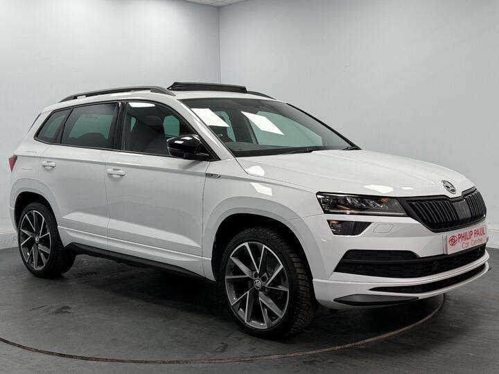 Skoda Karoq 2.0 TDI SportLine 4WD Euro 6 (s/s) 5dr Skoda Karoq 2.0 TDI SportLine 4WD Euro 6 (s/s) 5dr