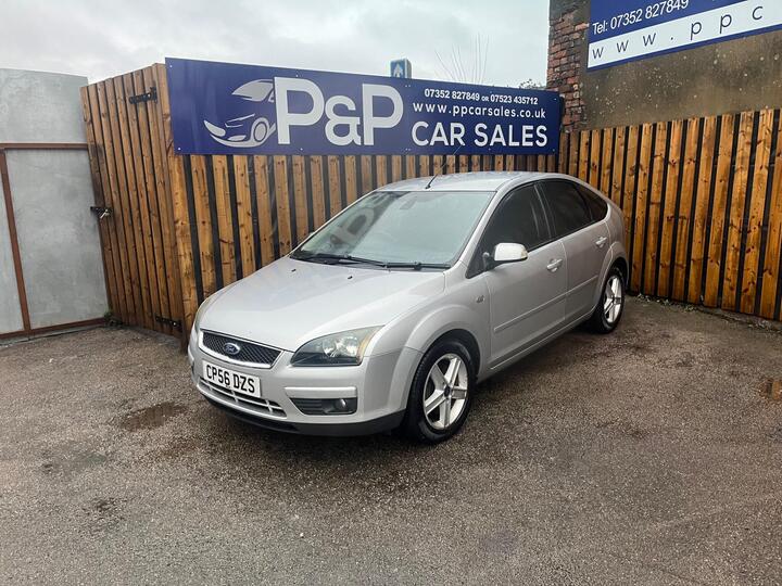 Ford Focus 2.0 Titanium 5dr