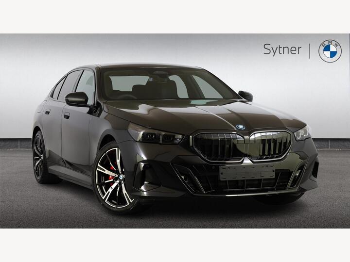 BMW 5 Series Saloon 2.0 530e 22.1kWh M Sport Pro Steptronic Euro 6 (s/s) 4dr