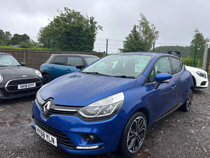 Renault Clio 0.9 TCe Iconic Euro 6 (s/s) 5dr Renault Clio 0.9 TCe Iconic Euro 6 (s/s) 5dr