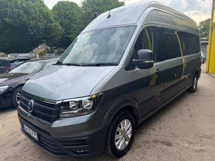 Volkswagen Grand California 2.0 TDI 680 Auto 4Motion Euro 6 (s/s) 4dr Volkswagen Grand California 2.0 TDI 680 Auto 4Motion Euro 6 (s/s) 4dr