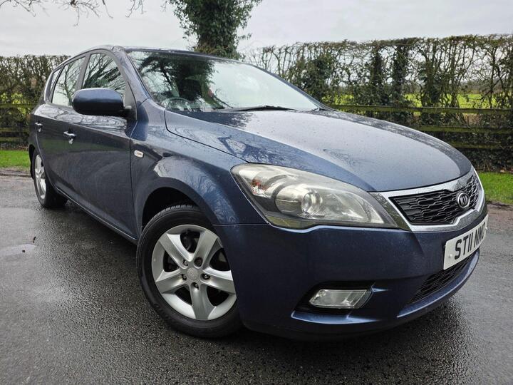 Kia Ceed 1.6 CRDi EcoDynamics 2 Euro 5 (s/s) 5dr