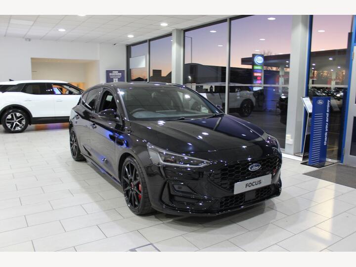 Ford Focus 2.3T EcoBoost ST Euro 6 (s/s) 5dr