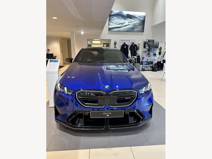 BMW M5 4.4 22.1kWh Steptronic XDrive Euro 6 (s/s) 4dr