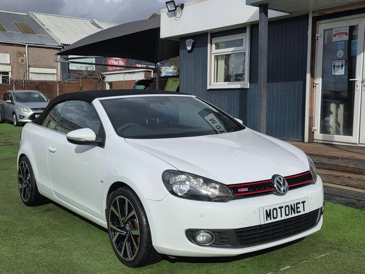Volkswagen GOLF 2.0 TDI BlueMotion Tech GT Cabriolet Euro 5 (s/s) 2dr Volkswagen GOLF 2.0 TDI BlueMotion Tech GT Cabriolet Euro 5 (s/s) 2dr