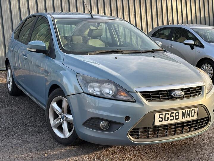 Ford Focus 1.6 Zetec 5dr