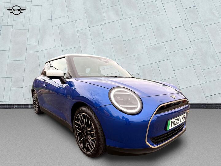 MINI Electric Cooper E 40.7kWh Exclusive Auto 3dr MINI Electric Cooper E 40.7kWh Exclusive Auto 3dr