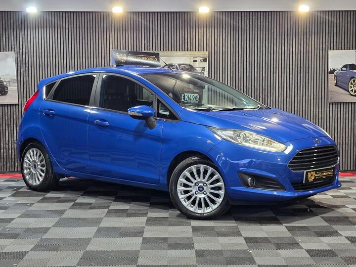 Ford Fiesta 1.0T EcoBoost Titanium Euro 5 (s/s) 5dr