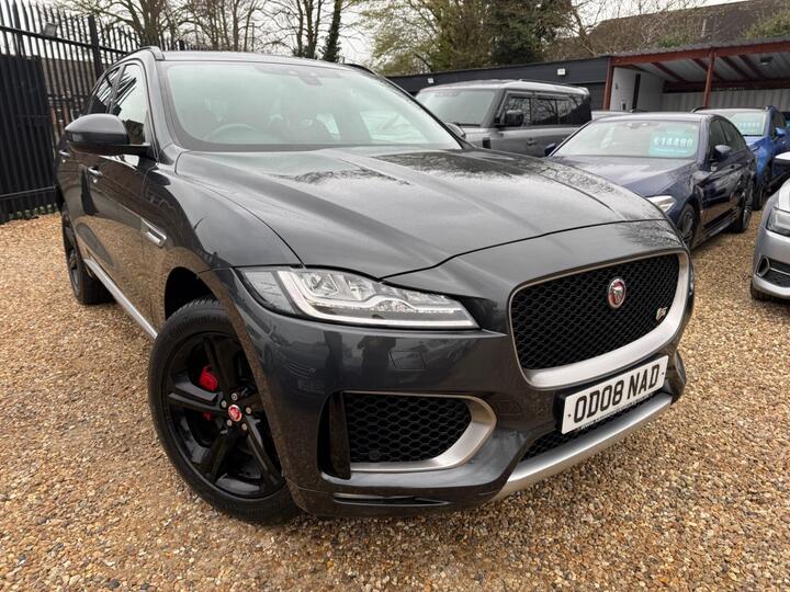 Jaguar F-PACE 3.0 D300 V6 S Auto AWD Euro 6 (s/s) 5dr