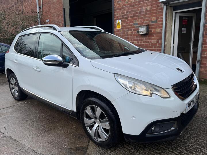 Peugeot 2008 1.6 E-HDi Allure EGC Euro 5 (s/s) 5dr Peugeot 2008 1.6 E-HDi Allure EGC Euro 5 (s/s) 5dr