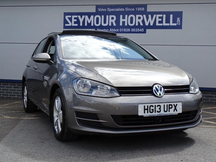 Volkswagen Golf 1.6 TDI BlueMotion Tech SE DSG Euro 5 (s/s) 5dr