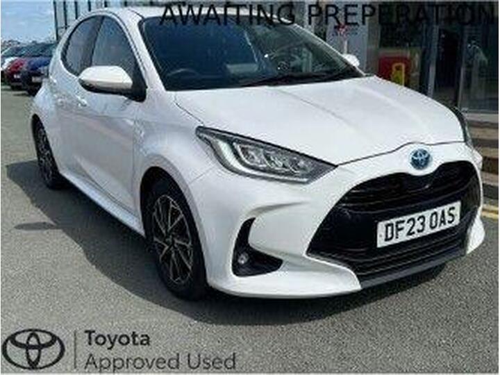 Toyota Yaris 1.5 VVT-h Design E-CVT Euro 6 (s/s) 5dr