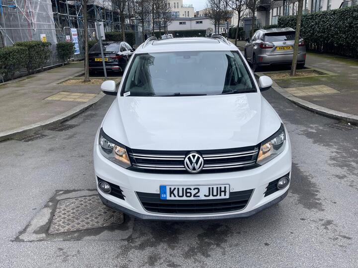 Volkswagen Tiguan 2.0 TDI BlueMotion Tech SE DSG 4WD Euro 5 (s/s) 5dr