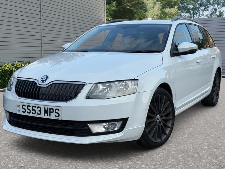 Skoda Octavia 1.6 TDI Black Edition DSG Euro 5 (s/s) 5dr