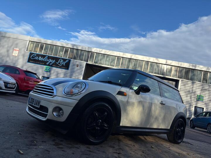 MINI Clubman 1.6 Cooper D Euro 4 5dr MINI Clubman 1.6 Cooper D Euro 4 5dr