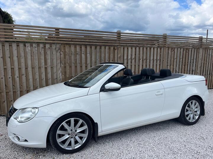 Volkswagen Eos 2.0 TDI CR Sport Cabriolet DSG Euro 5 2dr